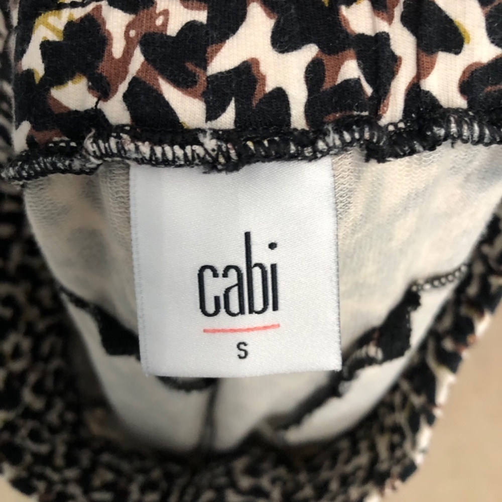 Cabi Pivot Leopard Print Jogger Pants Small - image 3
